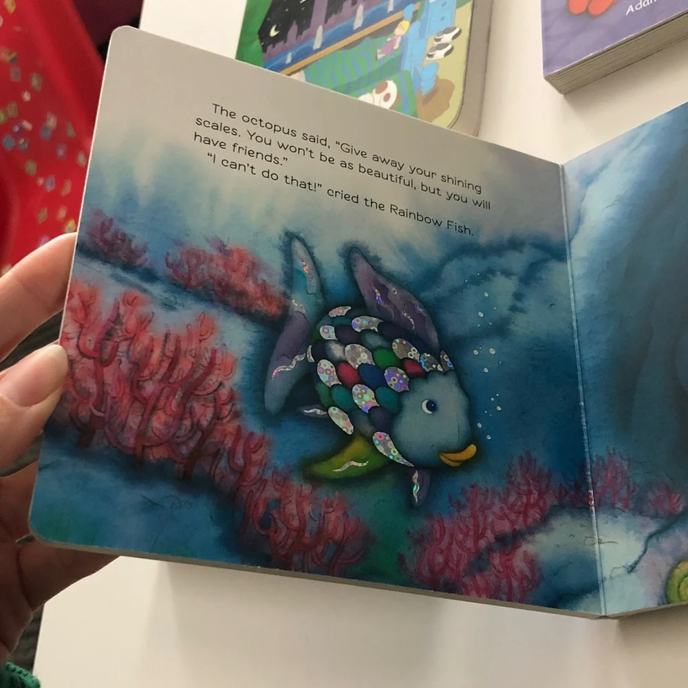 🧘🏻‍♀️ Good Night & The Rainbow Fish Board Book Set (4) - Picture 12 of 13